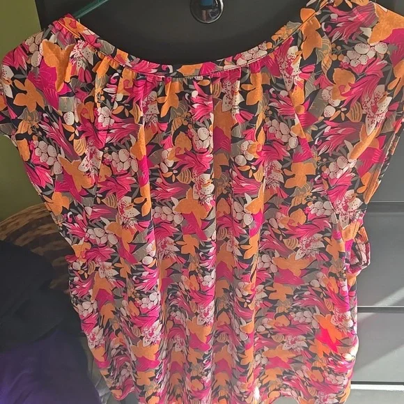 LOFT Floral Blouse - Pink, Orange, Black - Picture 4 of 4